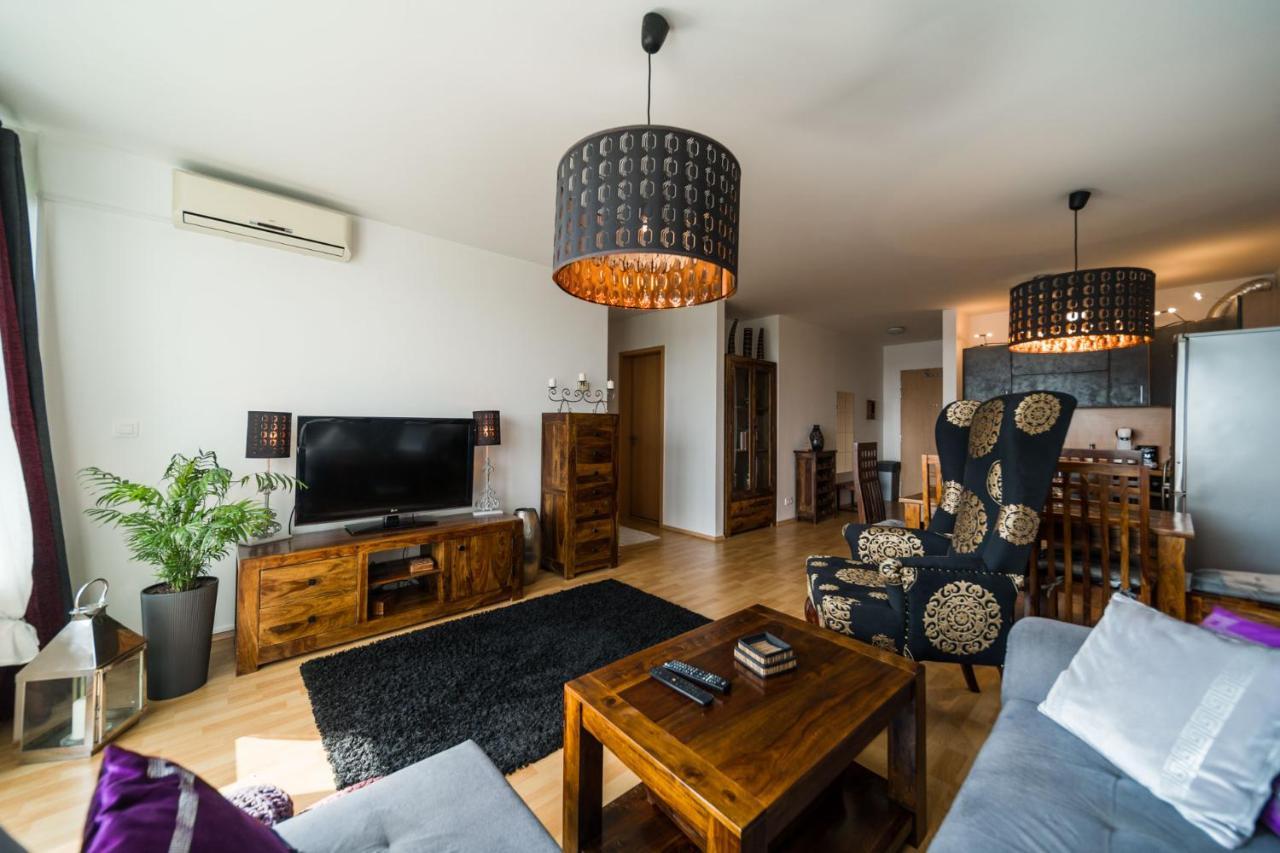 Comfy condo&FREE parking Bratislava Exterior foto