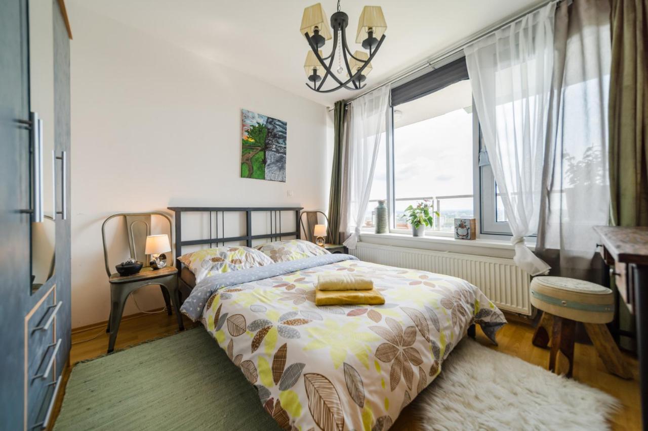 Comfy condo&FREE parking Bratislava Exterior foto
